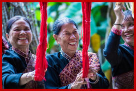 3 LADIES IN KALASIN PREPARING SILK YARN FOR WEAVING